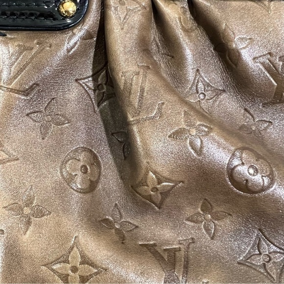 LOUIS VUITTON Limited Edition Taupe Monogram Embossed Leather Polly Bag EUC - Picture 13 of 17